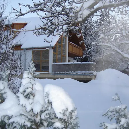 Haus Im Gruenen Lejlighed